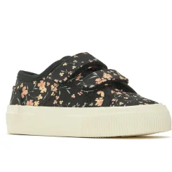 Online Alice. Sneakers & Casual Shoes