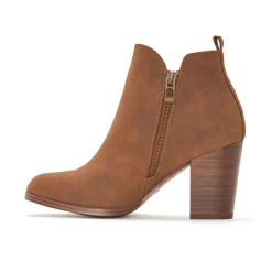 Outlet Aware High Heels
