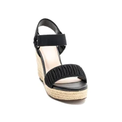 Online Bahamas Platform Sandals