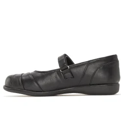 Shop Jeanne Jr Dress Shoes & Sandals