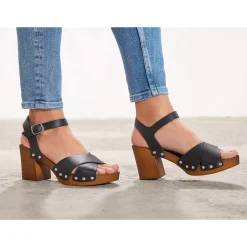 Hot Rivah Medium Heels